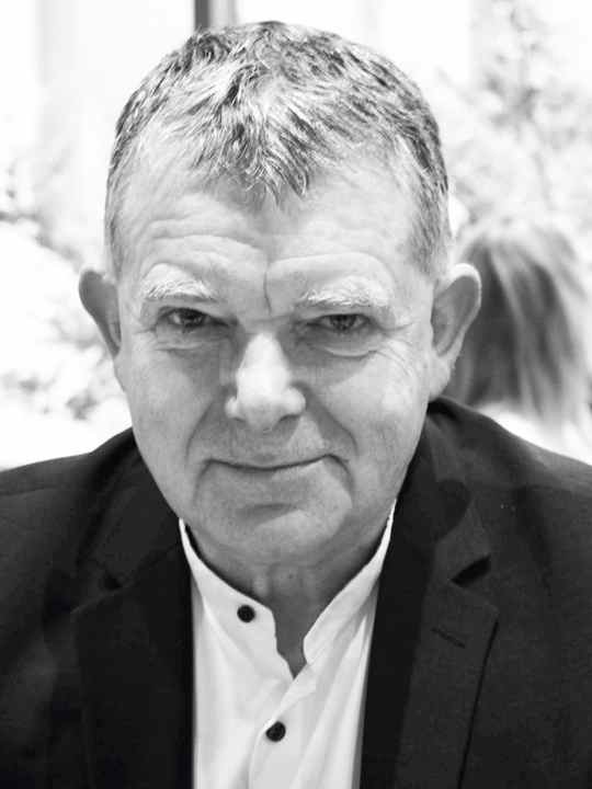 Univ. Prof. Dr. Wilhelm Bloch von der Deutschen Sporthochschule Köln ist Experte für Sportmedizin. Im Interview verrät er, wie sich Sportler aufs Alter vorbereiten können.