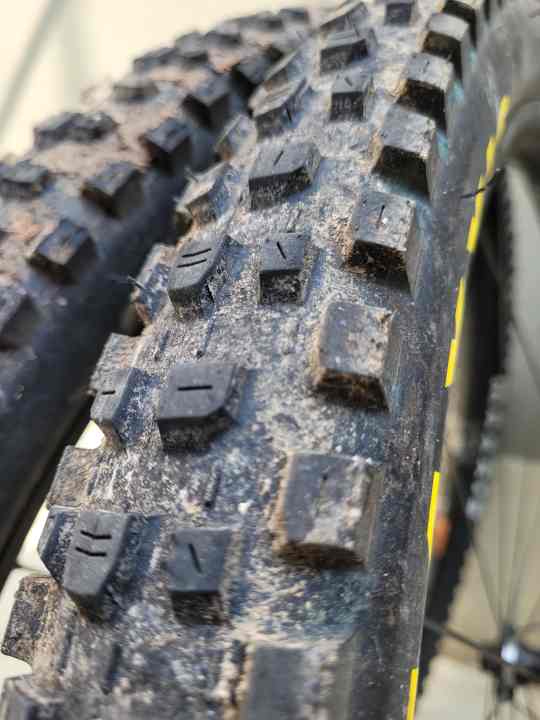 The side cleats have been better supported on the new Dissector.