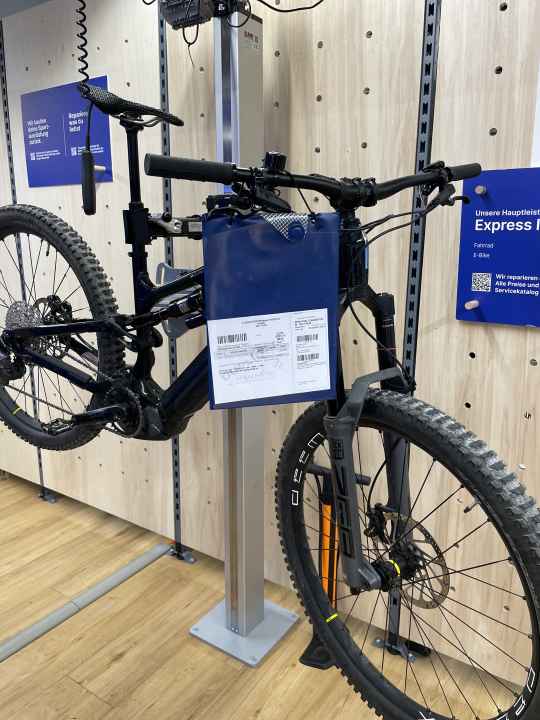 Die Erstdiagnose ist gelaufen, der Auftrag am Rad - jetzt geht’s in die Werkstatt.