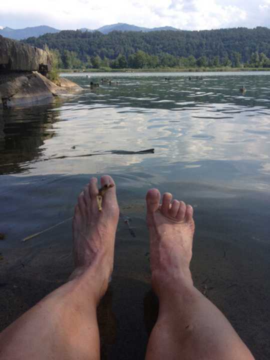   Relaxation for your feet in Lake Zurich