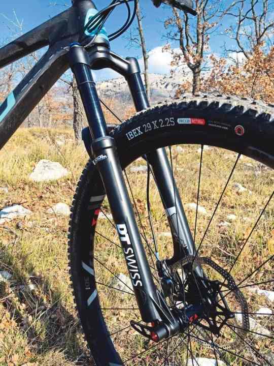   We have already been able to ride the new cartridge - in an O.D.L. fork with 130 mm travel. The first impression was very promising. We also got on well with the "Factory Tune".