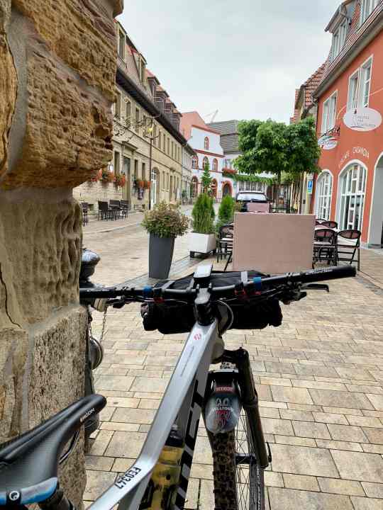 It was still wet at the start in Volkach.