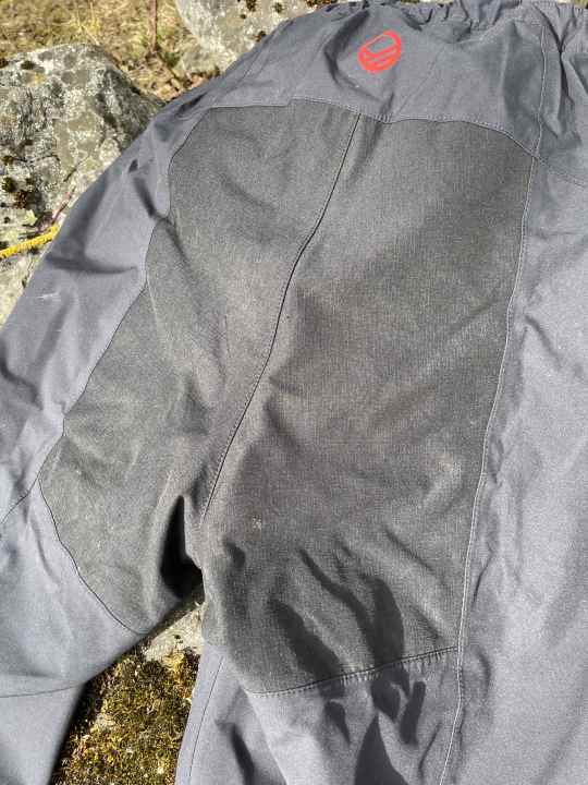 No signs of wear even after several trips in the rain with lots of mud.