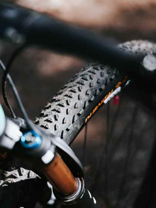 The Continental Dubnital is designed for speed and, above all, to get its rider to the finish line quickly.