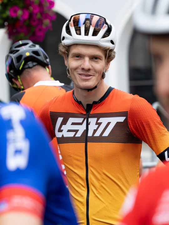 BIKE-Redakteur Jan Timmermann bei der Alpentour Schladming 2024.