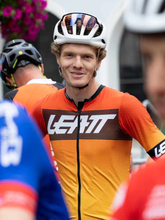 Le rédacteur de BIKE Jan Timmermann lors de l'Alpentour Trophy Schladming.