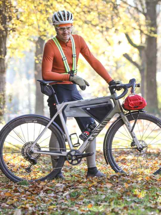 The Kinetixx Luzan winter gloves proved to be a reliable companion in cold temperatures, especially when commuting by bike in winter.