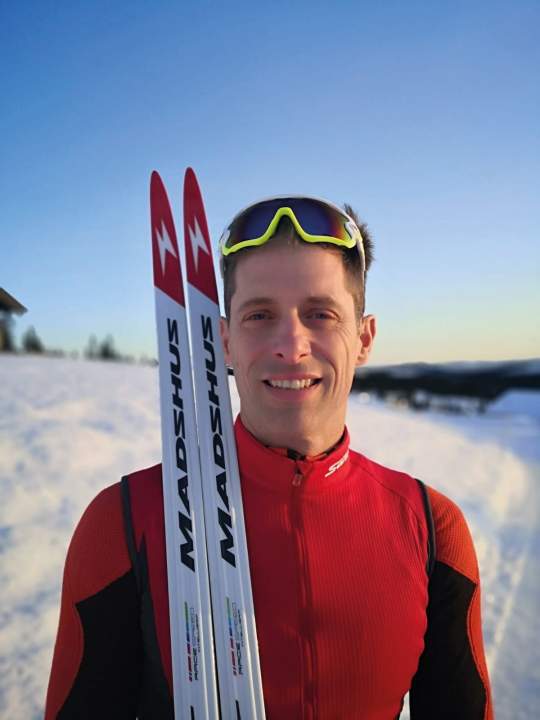Dr. Achim Schmidt kennt die Bedürfnisse beim Sport sowohl aus der wissenschaftlichen Theorie als auch aus eigenen Wettkämpfen im Rad- und Wintersport.