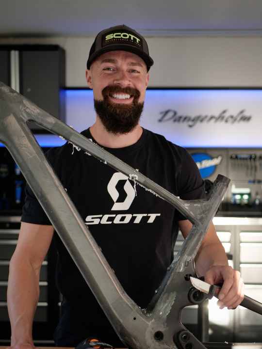 The man behind the lightweight lumen: Gustav Gullholm alias "Dangerholm".