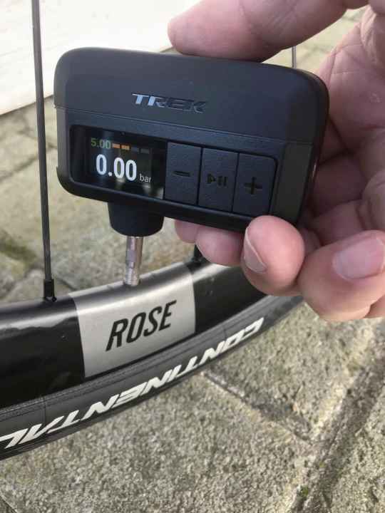 The Trek Air Rush battery mini pump