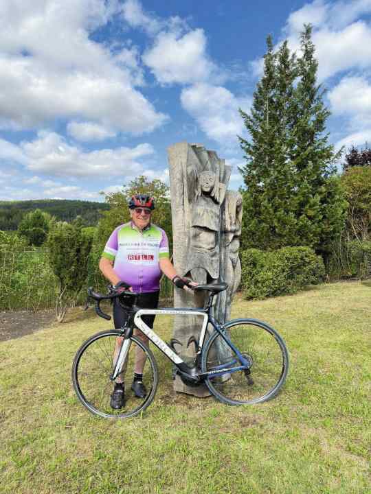 Development aid worker - Swiss hotelier Beat Bünzli wants to attract more racing cyclists to the Ore Mountains