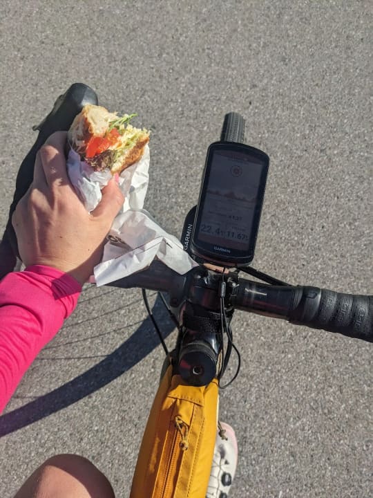 Essen beim Training und auf Touren ist wichtig