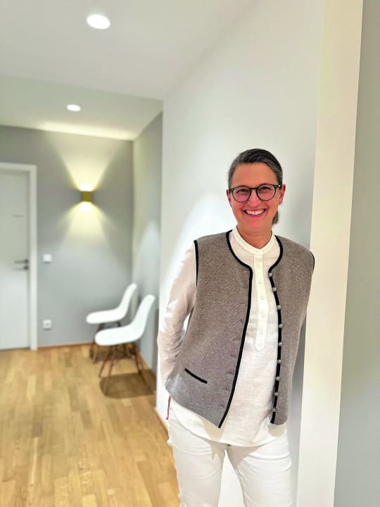 "Wer schon lange Rennrad fährt, kann den Sport auch während der Schwangerschaft betreiben." - Dr. Maja Heinrigs