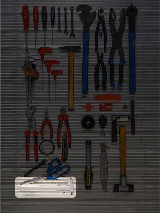 Caliper with vernier display