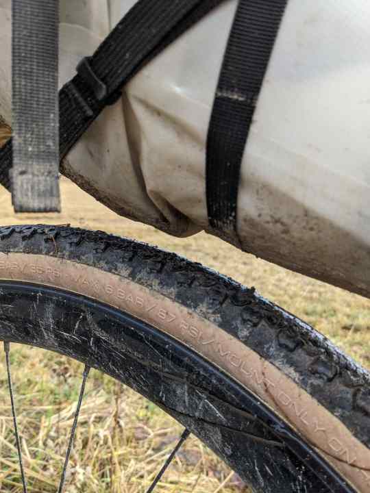 With small frame sizes, the bag must be packed very carefully to avoid hitting the tyre on every bump.