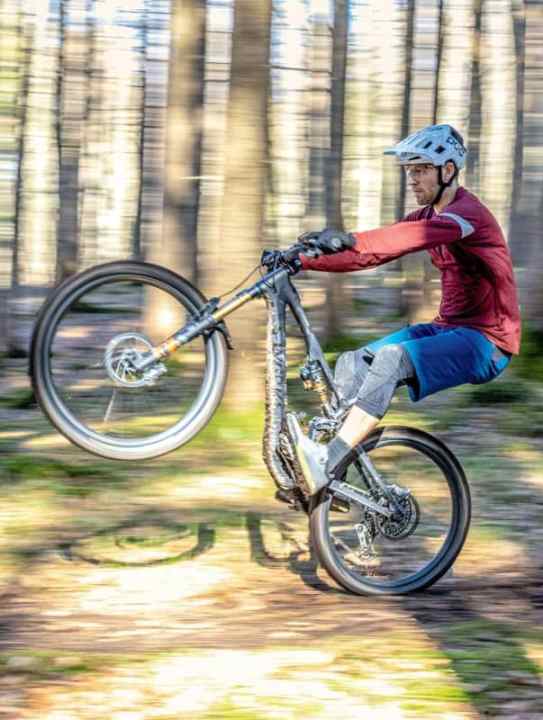 The lightest e-mountainbikes in 2023