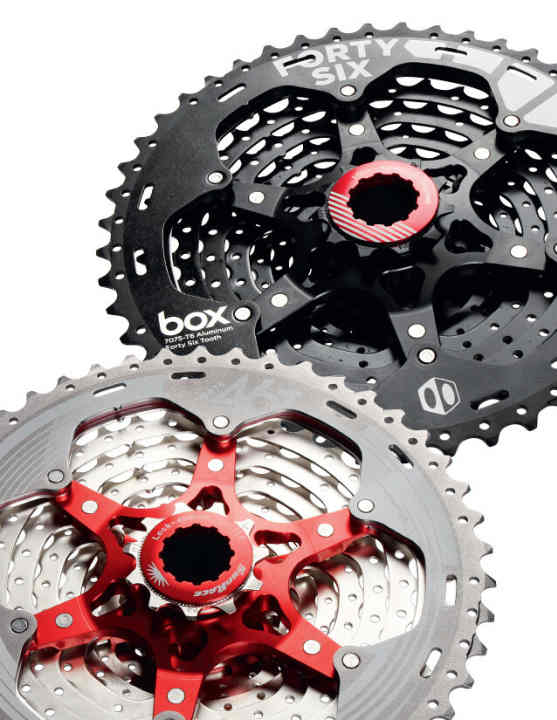   Sunrace (vorne) und Box (hinten