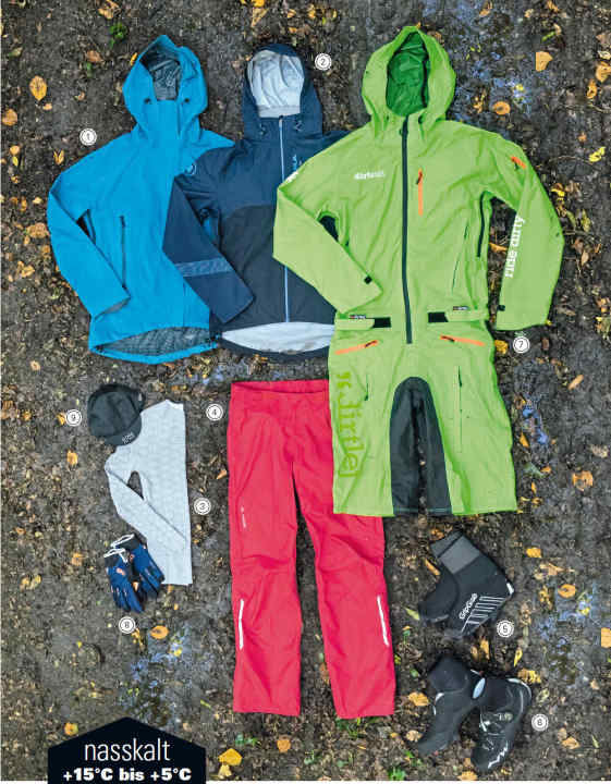   Nasskalt: Feuchte Kälte mit Temperaturen zwischen +15 °C bis +5 °C sind für viele Biker besonders unangenehm. Aber es lohnt sich, den inneren Schweinehund zu überwinden. Mit guter Kleidung geht das leichter. 