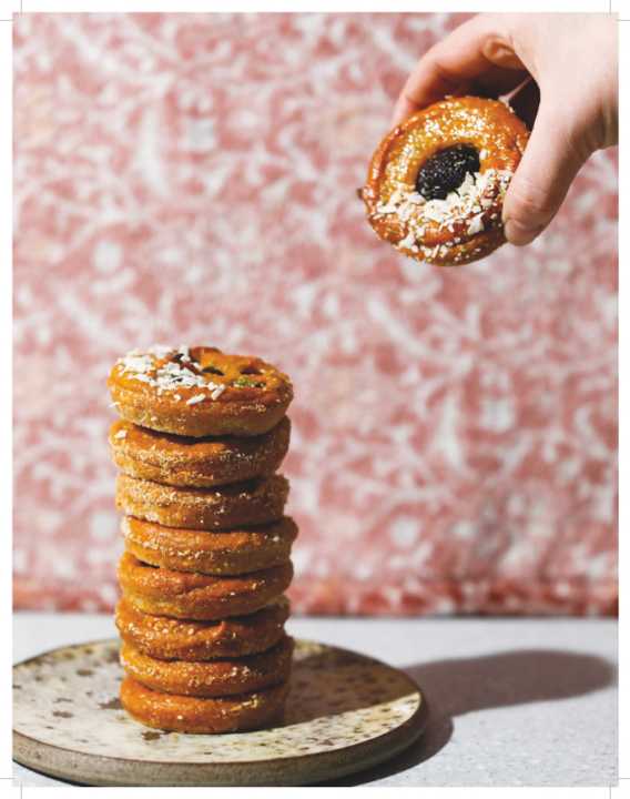 Race-Cakes mit Kirschen