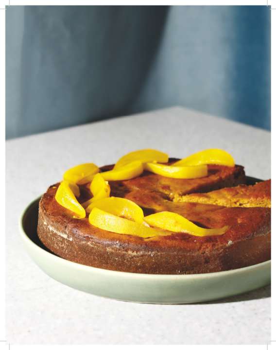 The yellow tour cake