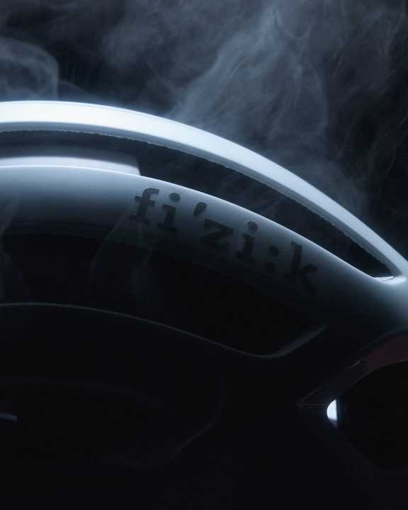 When the going gets tough, the helmet should not act as a lid on the cooking pot.