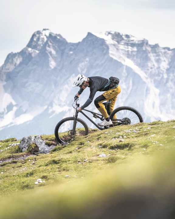 Auf alpinen Trails fährt das Rocky Mountain Instinct C70 dank sicherem Handling schnell in die Herzen der Tester.