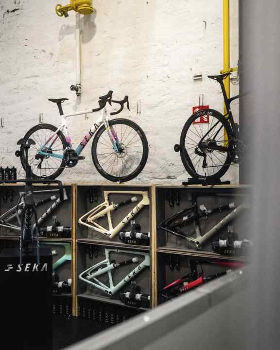 Die Rahmen sind fast so leicht wie der des Specialized Tarmac