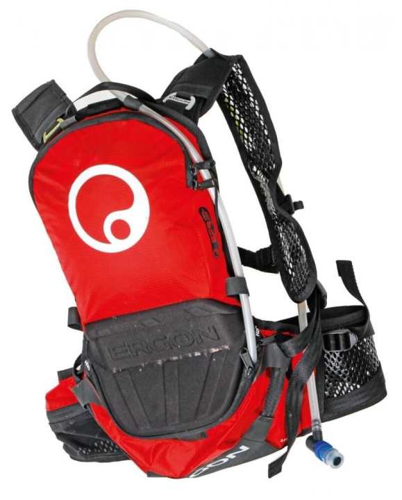 The Ergon BE1 Enduro is equipped with a back protector - good for enduro racing.