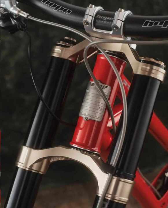 Handmade in Frome and only genuine with a head tube badge: the BTR Gasser is a piece of British craftsmanship.