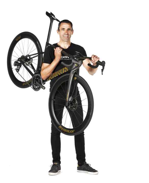 Luftikus: Minimales Gewicht stand von Anfang an neben guter Aerodynamik im Lastenheft. 6,25 Kilogramm Komplettradgewicht sind leicht zu schultern