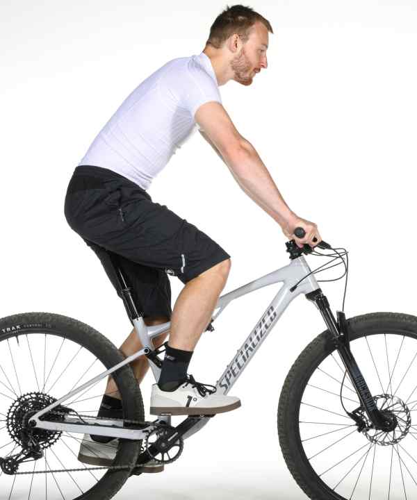 Endura weakens at the seams and lets water through after washing