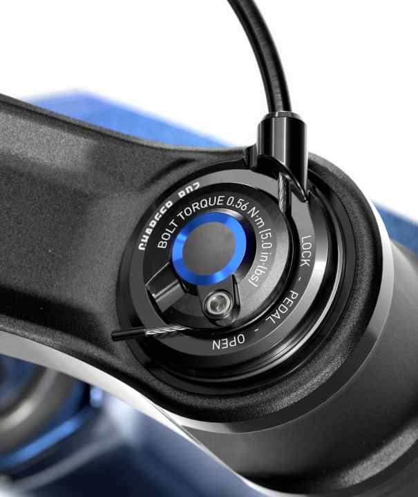 Three compression damping positions should always offer the desired combination of support and reserves.