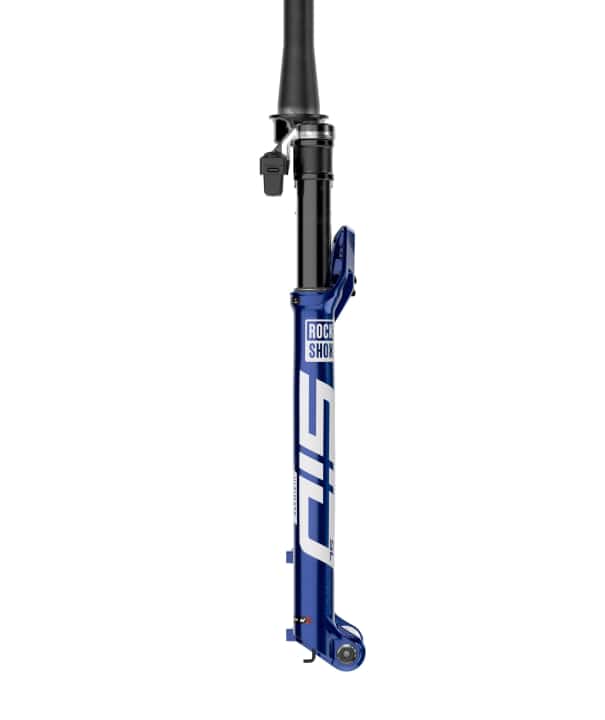 The latest Rockshox SID is back in blue. The 2024 version differs from the original SID in all other respects and comes with the electronic Flight Attendant System.