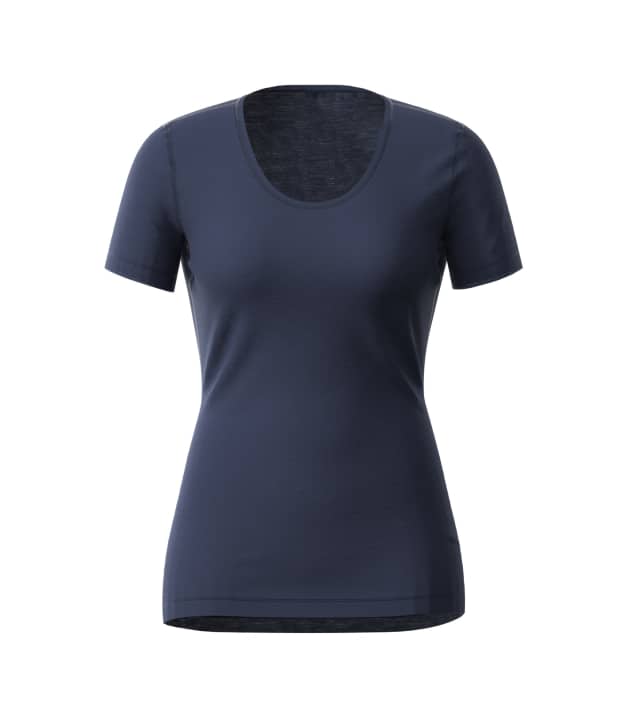 Die leichten Merino-Teile sind auch als Shirt für Damen und Herren erhältlich und kosten 69,99 Euro.