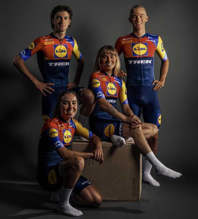 The Lidl-Trek jersey for 2025 is available <a href="https://www.awin1.com/cread.php?awinmid=13708&awinaffid=471469&clickref=T+Lidl-Trek+Trikot&ued=https%3A%2F%2Fwww.bobshop.com%2Fde%2Fsantini%2Flidl-trek-kurzarmtrikot-aero-race-2025%2Fbunt%2F" target="_blank" rel="noopener noreferrer nofollow">e.g. here</a>*