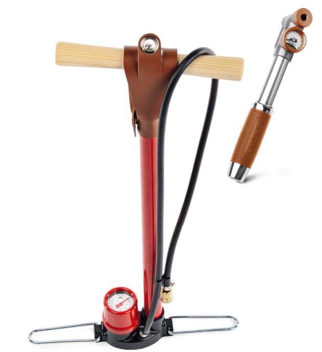 Air pumps for bicycle tyres