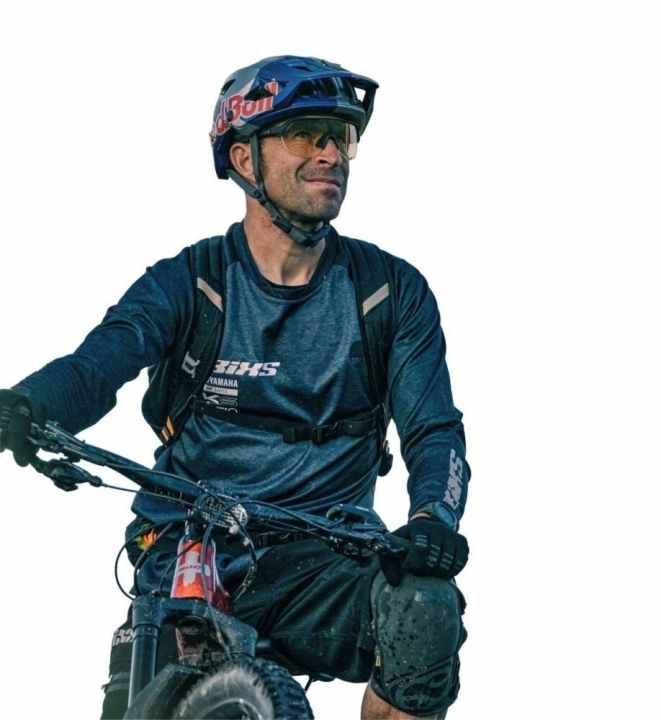   Six-time Mégavalanche winner René Wildhaber (43) is a multi-talented biker and will be at the start of the Red Bull Radical with the young riders he trains.