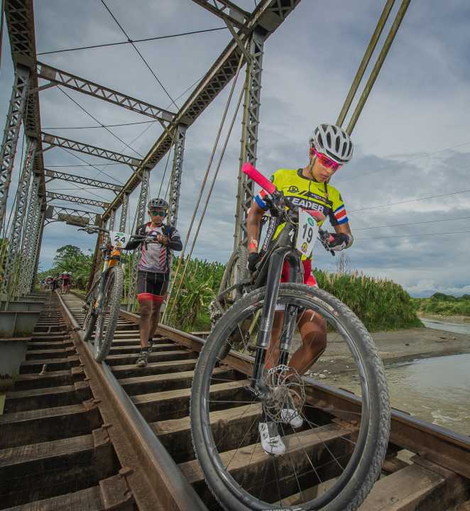   Die letzten 30 Kilometer des Rennens führen entlang der alten Eisenbahnrouten der Karibik.