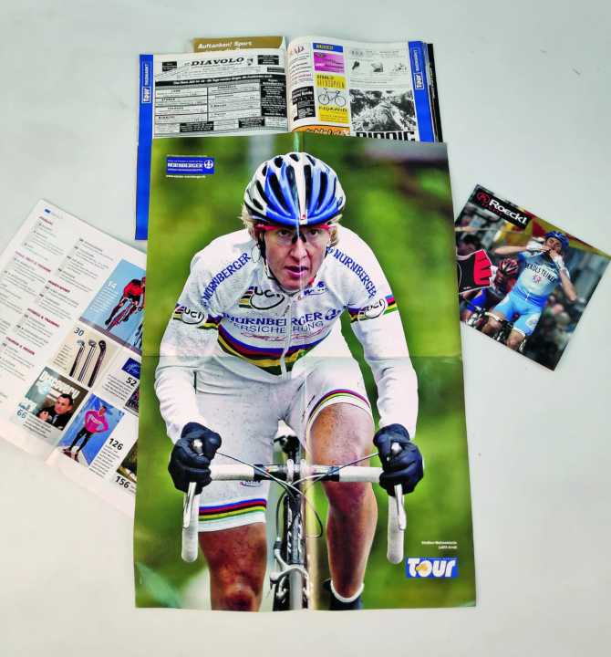 Vor 20 Jahren veröffentlichte TOUR in der März-Au­s­gabe ein ganzseitiges Poster von Judith Arndt, die im September 2004 im italienischen Verona Straßenweltmeisterin geworden war.