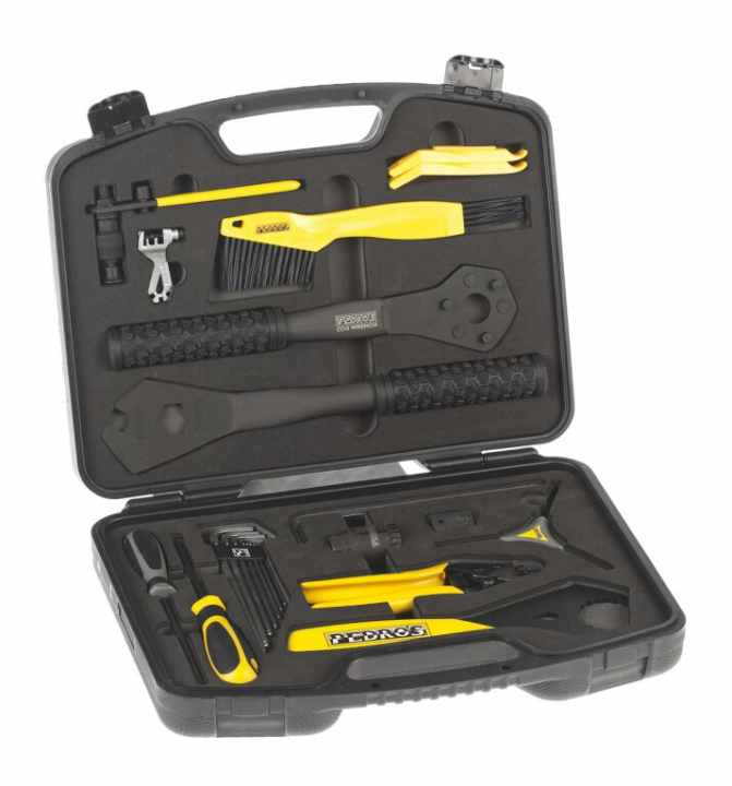   Dem Apprentice Tool Kit von Pedro's fehlt beispielsweise ein 10er-Inbus-Schlüssel.