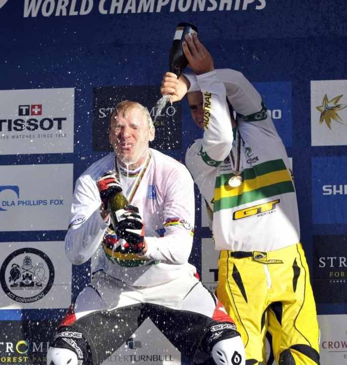 Steve Peat, Canberra (AUS), 2009: Bei seiner 16. WM-Teilnahme gewann der verrückte Brite im Alter von 35 Jahren seinen ersten MTB-Weltmeistertitel im Downhill.