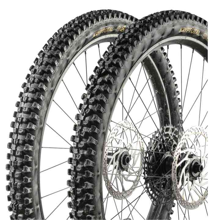 Extreme combination: Continental Kryptotal Fr/Re DH