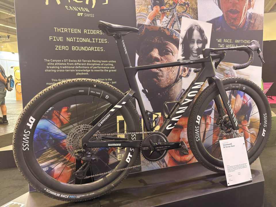 Ist das das neue Canyon Grail? Sicher ist, dass es sich um das Traka-Racebike von Juri Hollmann handelt.