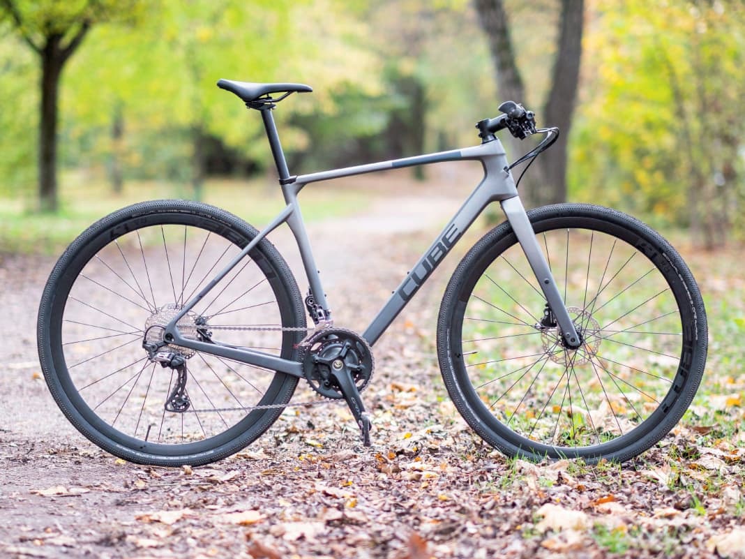 Trekkingräder - Tests, Fahrberichte und Kaufberatung | BIKE