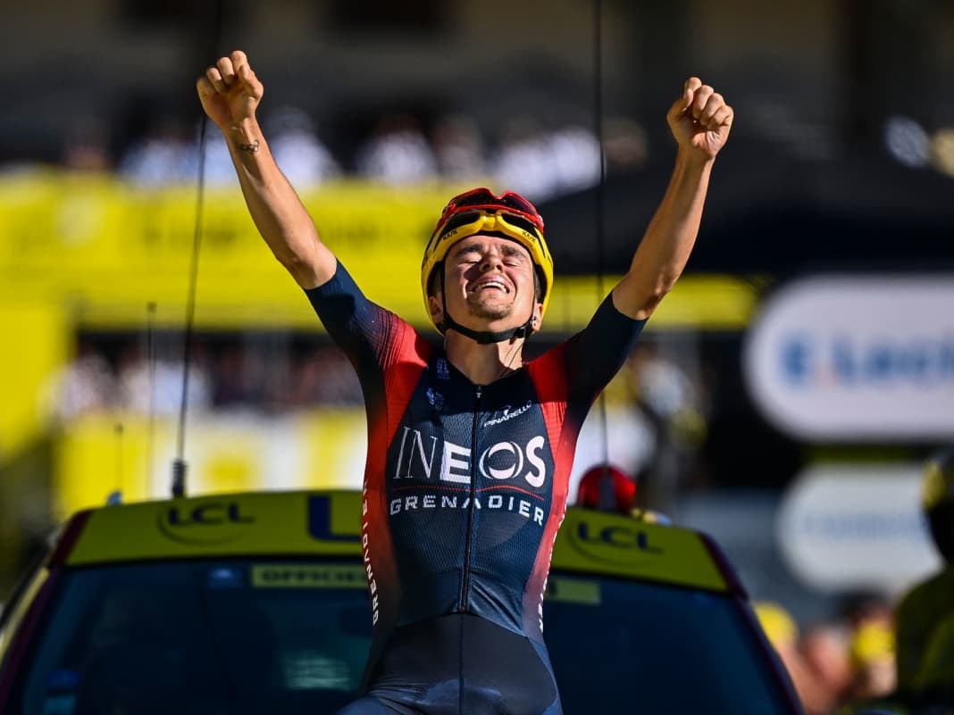 Pidcock siegt in Alpe d'Huez - Vingegaard verteidigt souverän Gelbes Trikot