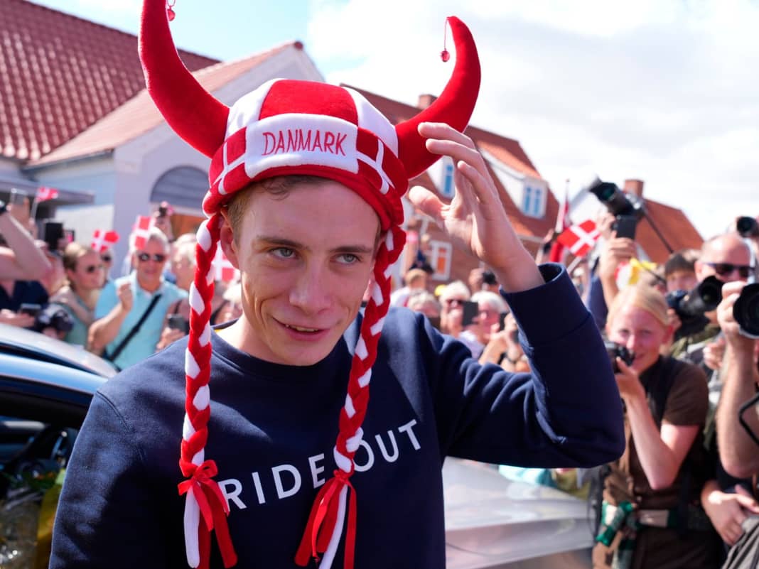 Tour-Sieger Vingegaard in dänischem Heimatort empfangen