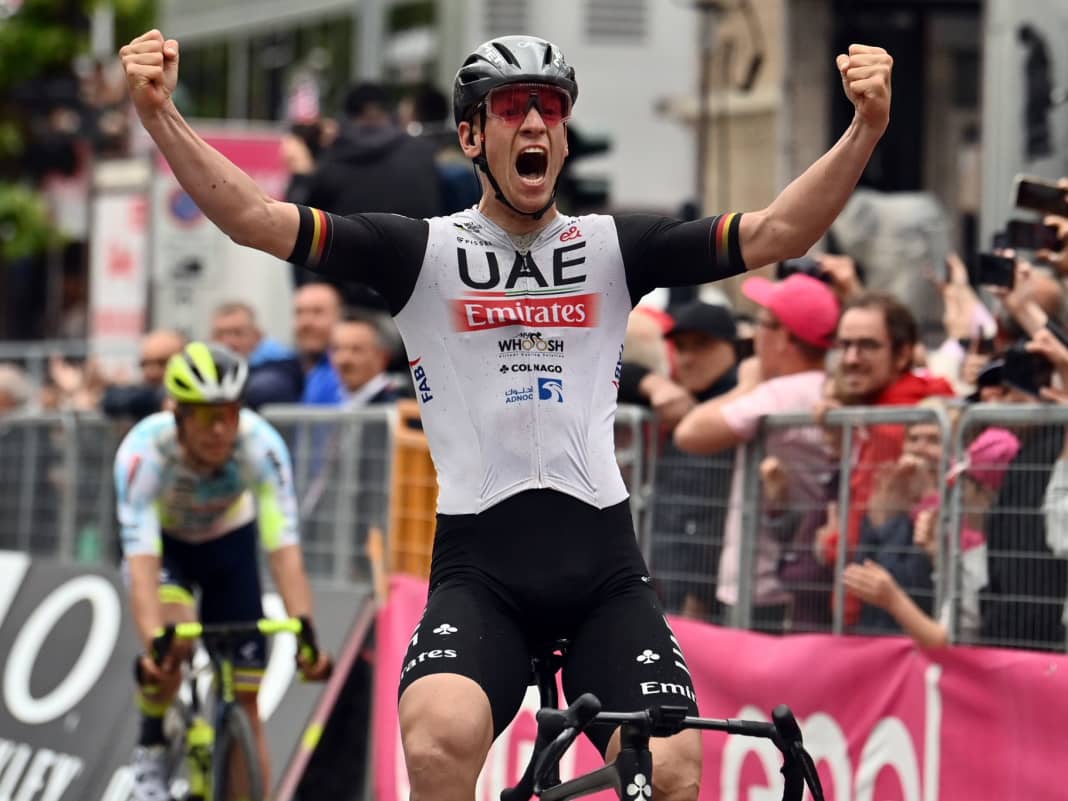 Radprofi Ackermann gewinnt längste Giro-Etappe