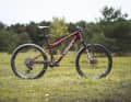 The new Specialized S-Works Epic 9 weighs 9.9 kilos in size XL and costs 14,499 euros.