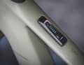 The system controller on the top tube provides information about the U-level and battery status.