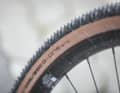 The Canyon is fitted with 45 mm-wide Schwalbe G-One Bite Performance tyres. The fork and rear triangle can accommodate tyres up to 54 mm wide.